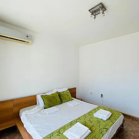 Sunny House 302 Two Bedroom * Sunny Beach