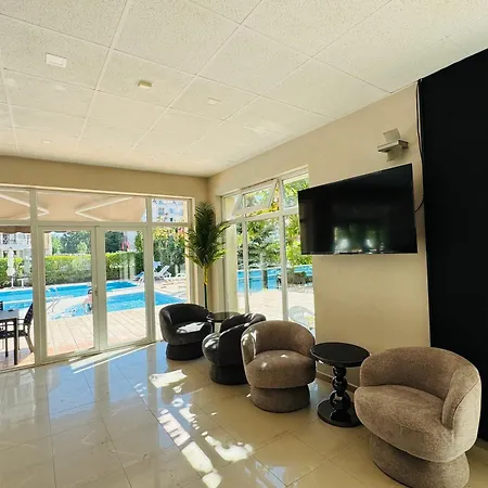 Sunny House 302 Two Bedroom Lejlighed